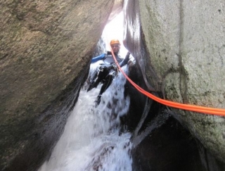 Beau passage entre les blocs